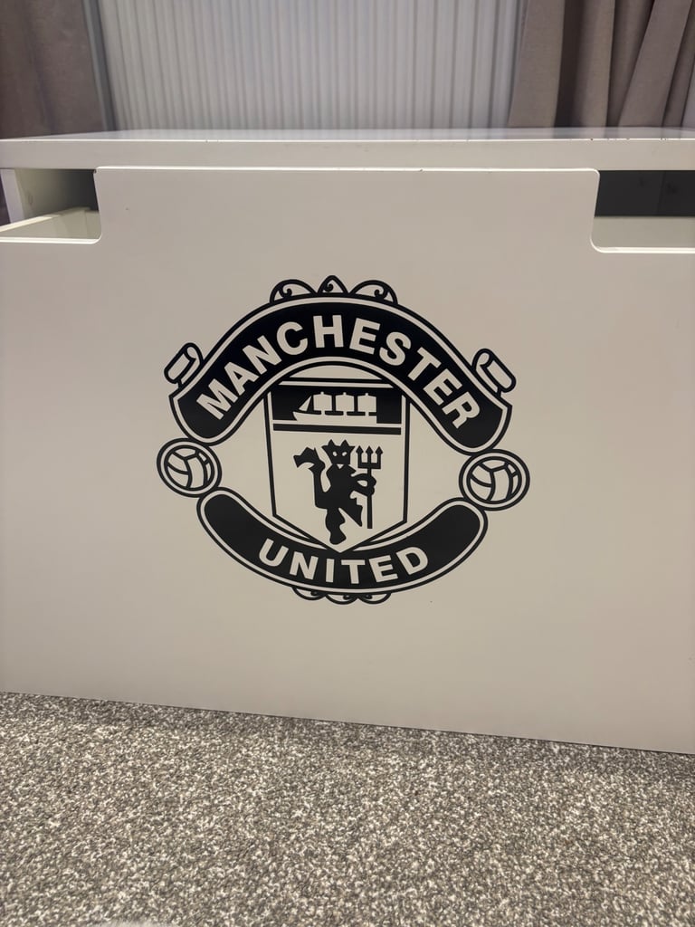 Manchester United Storage Trunk