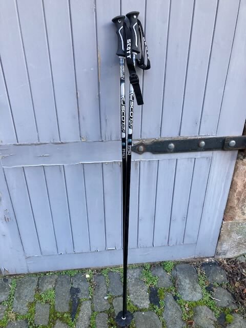 image for Pair of Scott 135cms S2 Ski Poles
