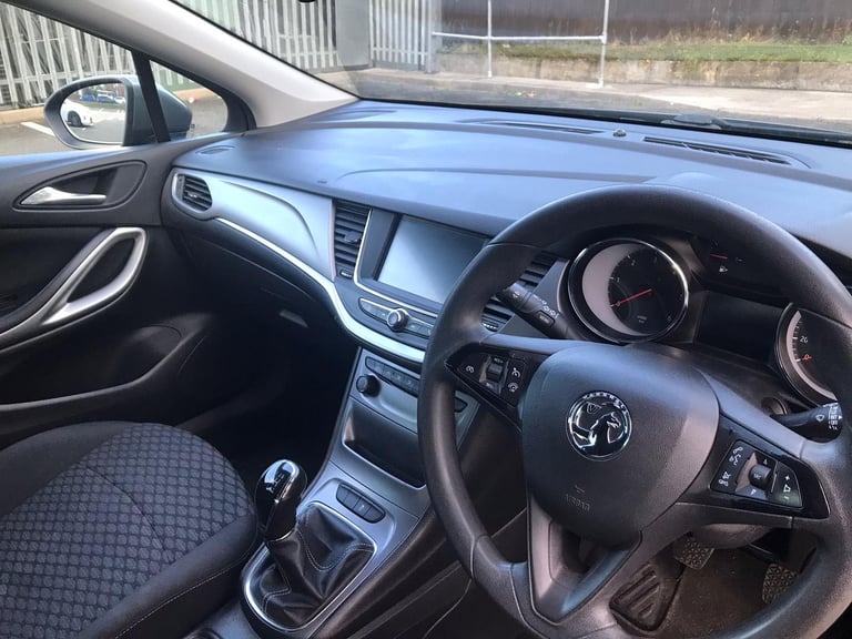 Vauxhall, ASTRA, 2018, 1598 (cc)