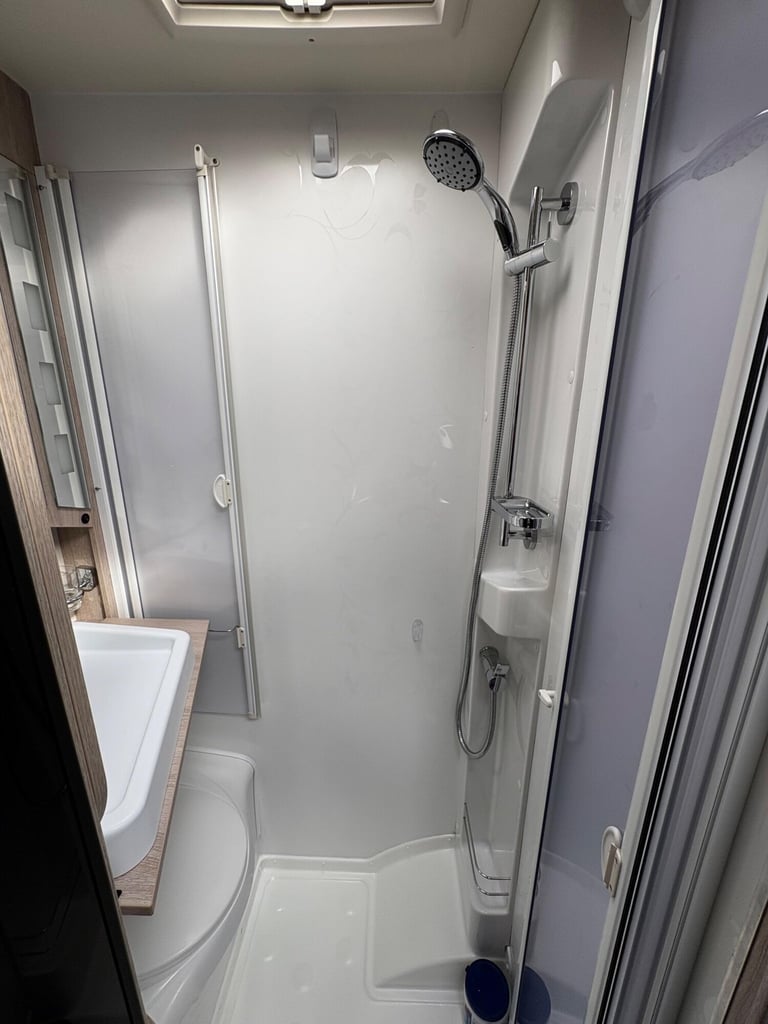 2017 Rapido 604FF DIESEL Manual