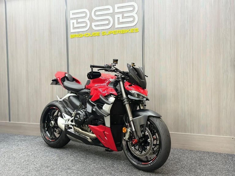 2022 22 Ducati Streetfighter V2 955 ABS - JUST 3726 MILES - WINGS