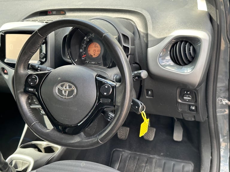 2018 Toyota AYGO 1.0 VVT-i x-play Hatchback 5dr Petrol Manual Euro 6 (71 ps) HATCHBACK Petrol Manual