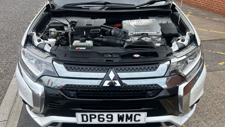 2019 Mitsubishi Outlander 2.4 PHEV Dynamic Safety 5dr Auto Estate Estate Hybrid Automatic