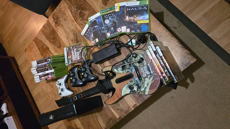 Xbox 360 plus 20 games 