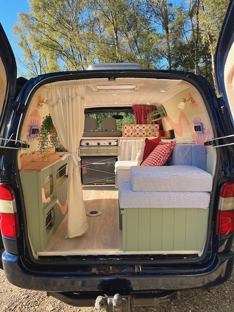 Beautiful High Quality SWB Toyota Hiace Conversion 