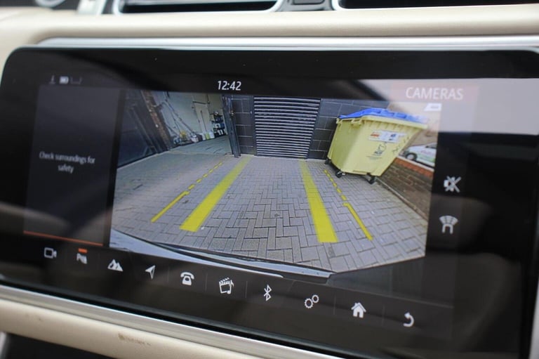 LAND ROVER RANGE ROVER 4.4 SD V8 Vogue SE Auto 4WD Euro 6 (s/s) 5dr 2019