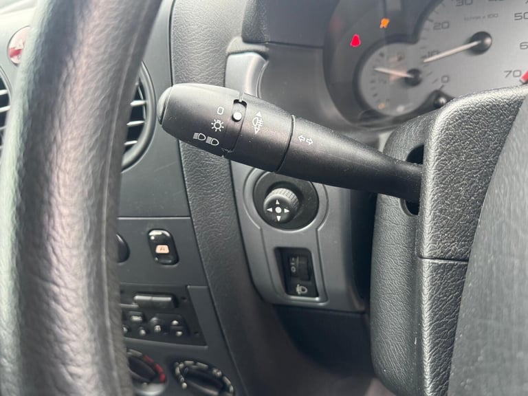 2004 Citroen Berlingo 1.6 Forte Multispace 5dr MPV Petrol Manual