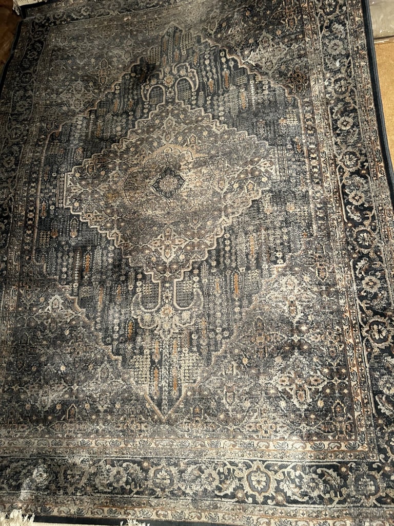 image for Vintage style rug