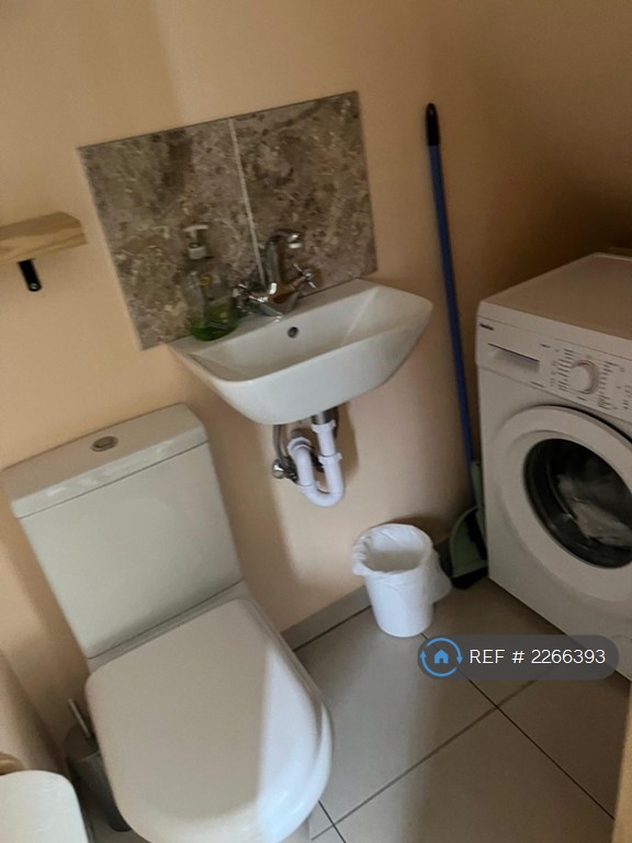 4 bedroom house in Gloucester Road, Bristol, BS16 (4 bed) (#2266393)