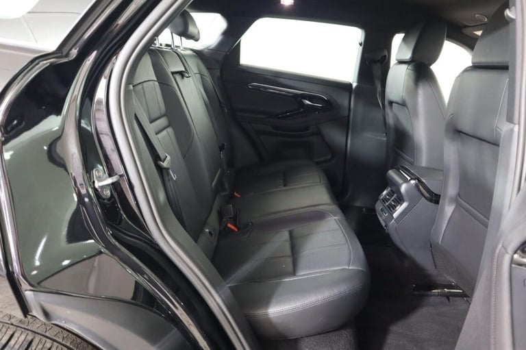 2022 Land Rover Range Rover Evoque 1.5 P300e 12.2kWh R-Dynamic SE Auto 4WD Euro 6 (s/s) 5dr Autom...