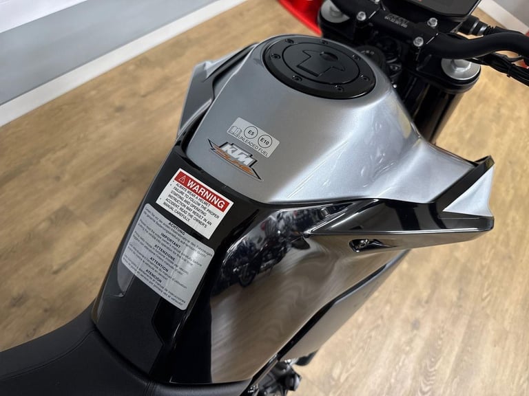 2020 KTM Duke DUKE 19 black Manual