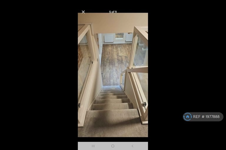 1 bedroom flat in Guildford Road, London, RH4 (1 bed) (#1977888)