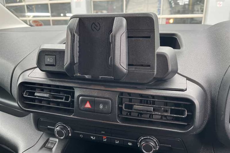 2024 Vauxhall Combo Electric 52kWh Prime Panel Van 5dr Electric Auto SWB (7.4kW Charger) (136 ps)...