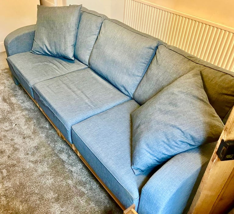 image for Stylish Blue 3-Seater Sofa – Excellent Condition (Nabru)