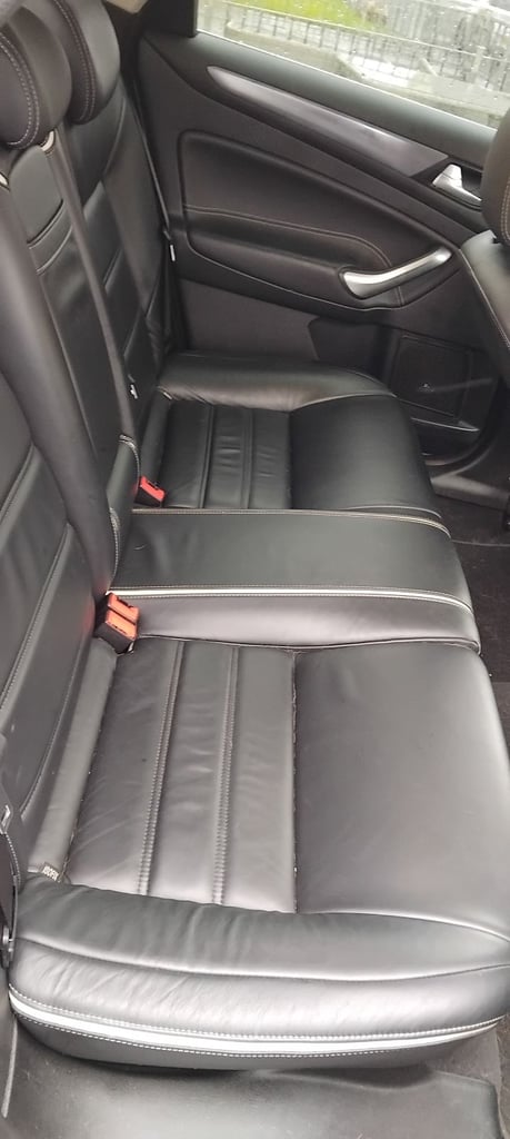 Ford mondeo titanium x mk4.5 2012 seats 