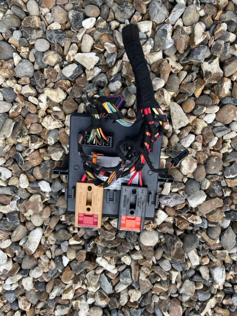image for Audi A6 MK3 06-09 BCM On Board Control Unit Body Control Module 4F0907279 8A0937530