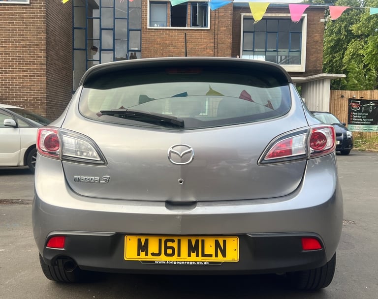 2011 Mazda Mazda3 1.6 S 5dr HATCHBACK Petrol Manual