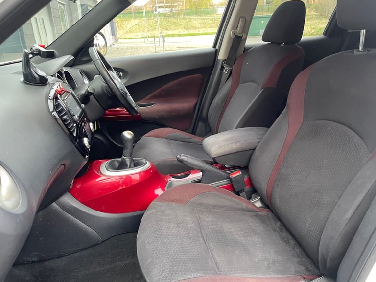 2013 Nissan Juke 1.6 Acenta 5dr [Premium Pack] HATCHBACK Petrol Manual