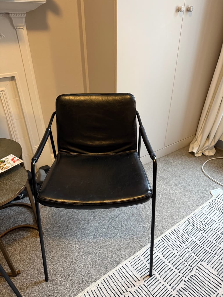 Dinning Chairs - Synthetic leather-wrapped Arms - 6 Total