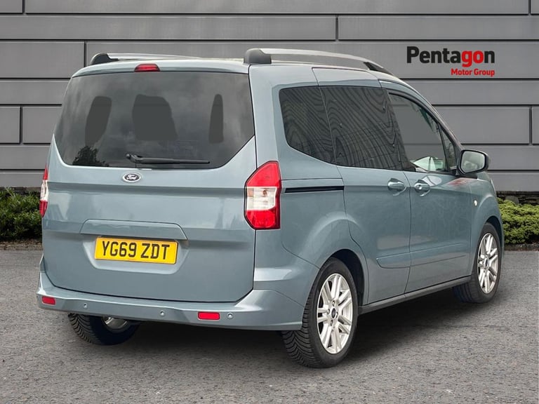  Ford Tourneo Courier 1.0 Ecoboost Titanium MPV 5dr Petrol Manual Euro 6 100 Ps