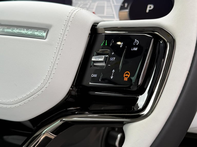 2023 Land Rover Range Rover Sport 3.0 D300 MHEV Dynamic SE SUV 5dr Diesel Auto 4WD Euro 6 (s/s) (...