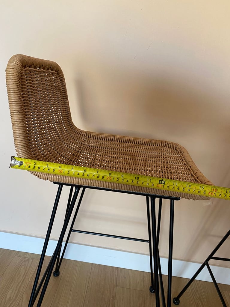 Rattan Bar Stools SKLUM in excellent condition