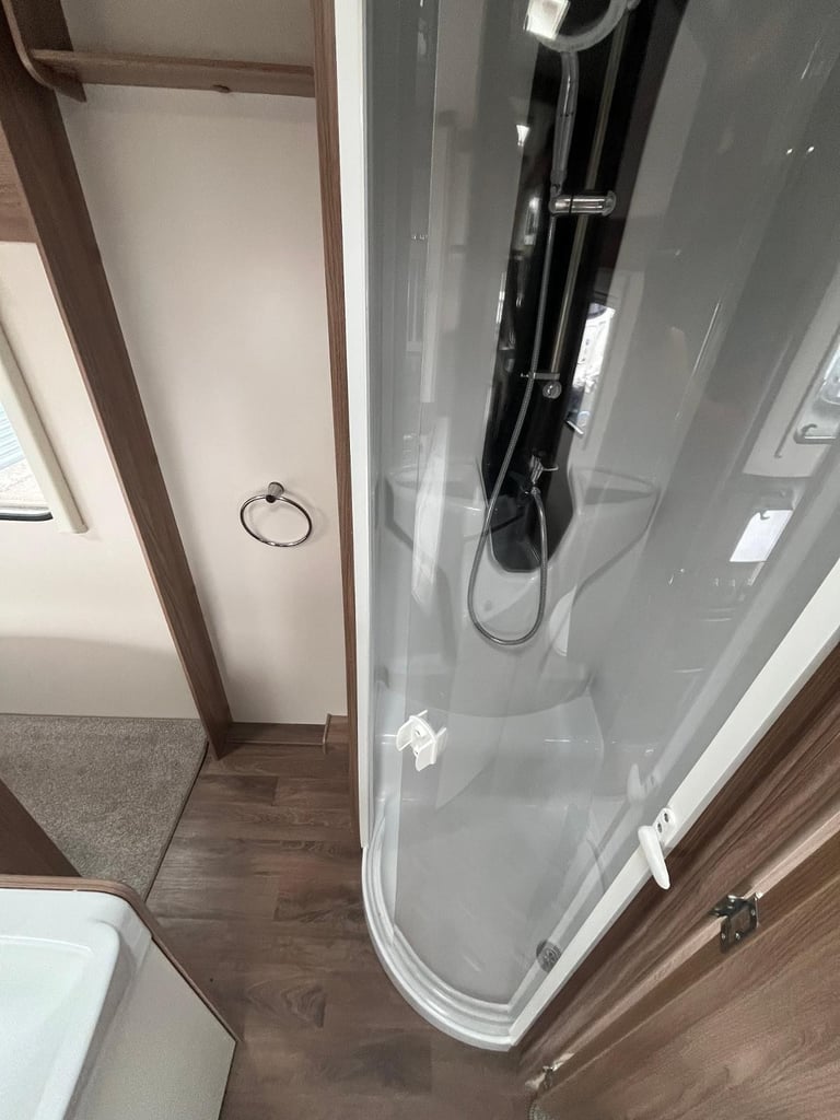 Swift Sprite major 4 eb 4 berth fixed island bed 2020