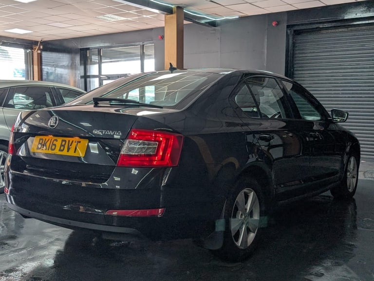 2016 Skoda Octavia 2.0 TDI SE L Hatchback 5dr Diesel DSG Euro 6 (s/s) (150 ps) HATCHBACK Diesel A...