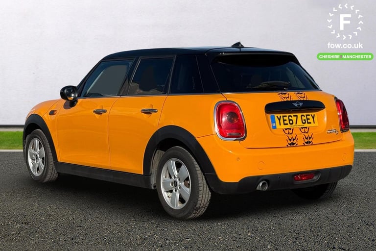 2017 MINI Hatch 1.5 Cooper D 5dr Auto Hatchback DIESEL Automatic