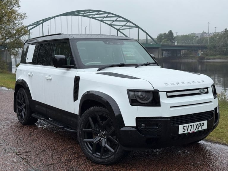 image for 2021 71 LAND ROVER DEFENDER 3.0 D200 MHEV SE SUV 5DR DIESEL AUTO 4WD EURO 6 (S/S