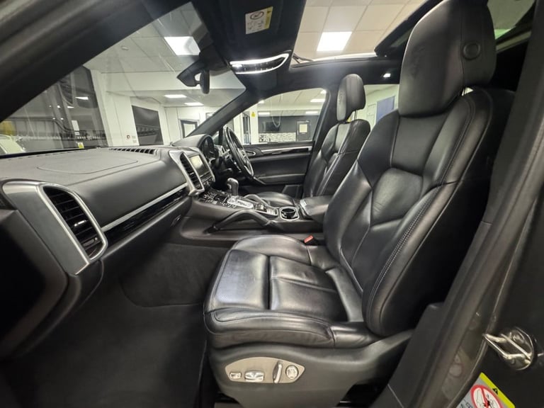 2016 65 PORSCHE CAYENNE 3.0 V6 E-HYBRID S SUV 5DR PETROL PLUG-IN HYBRID TIPTRONI