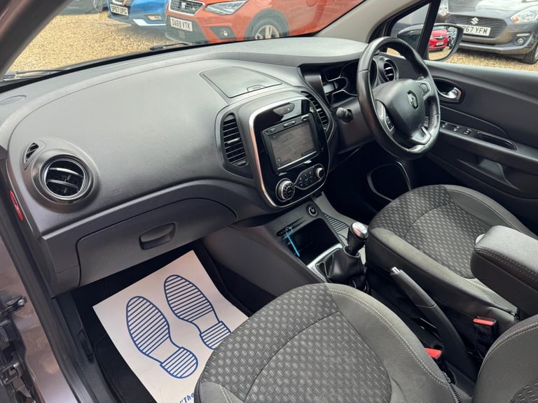 2017 Renault Captur 0.9 TCe ENERGY Dynamique S Nav Euro 6 (s/s) 5dr HATCHBACK Petrol Manual