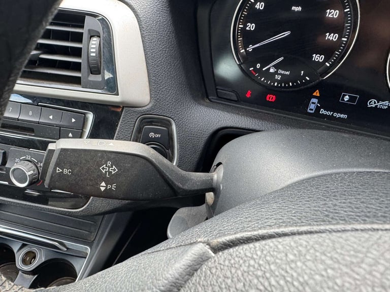 2019 BMW 1 Series 116d SE Business 5dr [Nav/Servotronic] HATCHBACK DIESEL Manual
