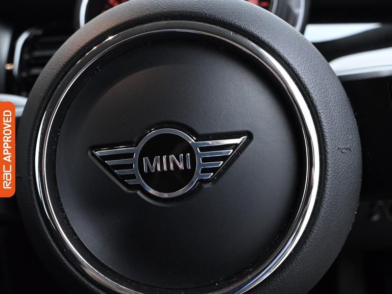 2021 MINI Hatch 1.5 One Classic Hatchback 3dr Petrol Steptronic Euro 6 (s/s) (102 ps) Hatchback P...