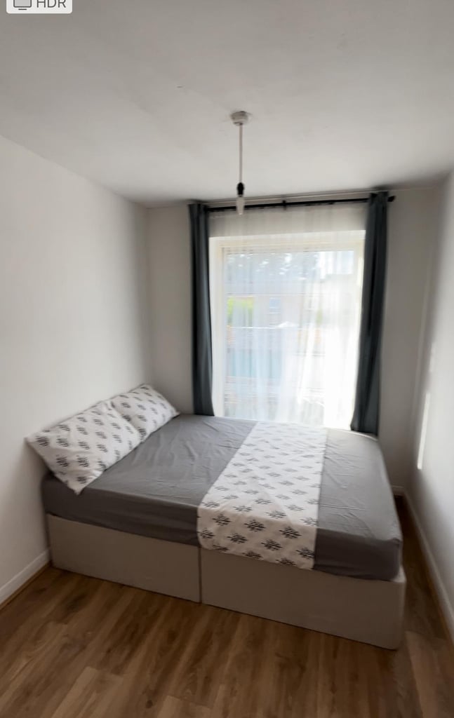 Spacious and Cosy Double Room for Rent in - CM1 2DT