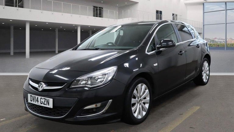 2014 Vauxhall Astra 1.6 16v Elite Euro 5 5dr HATCHBACK Petrol Manual