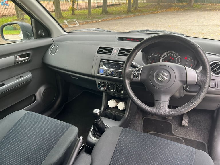  Suzuki swift 1.5 glx (2009) – 3 door hatchback | petrol | 112k driven