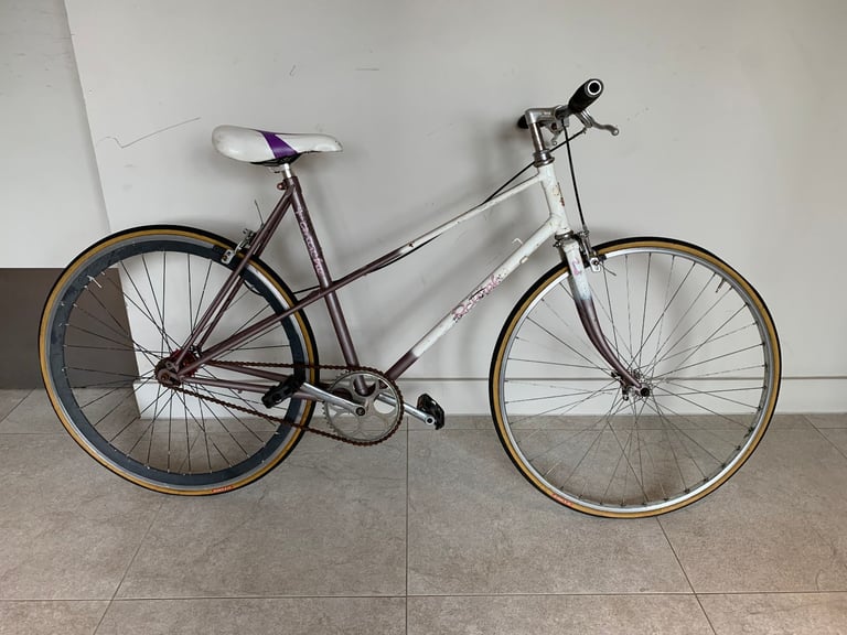 Raleigh Vintage Women’s Step-Through Road Bike – Single Speed Conversion