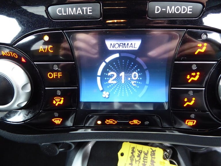 2014 Nissan Juke 1.2 DiG-T Tekna 5dr HATCHBACK PETROL Manual