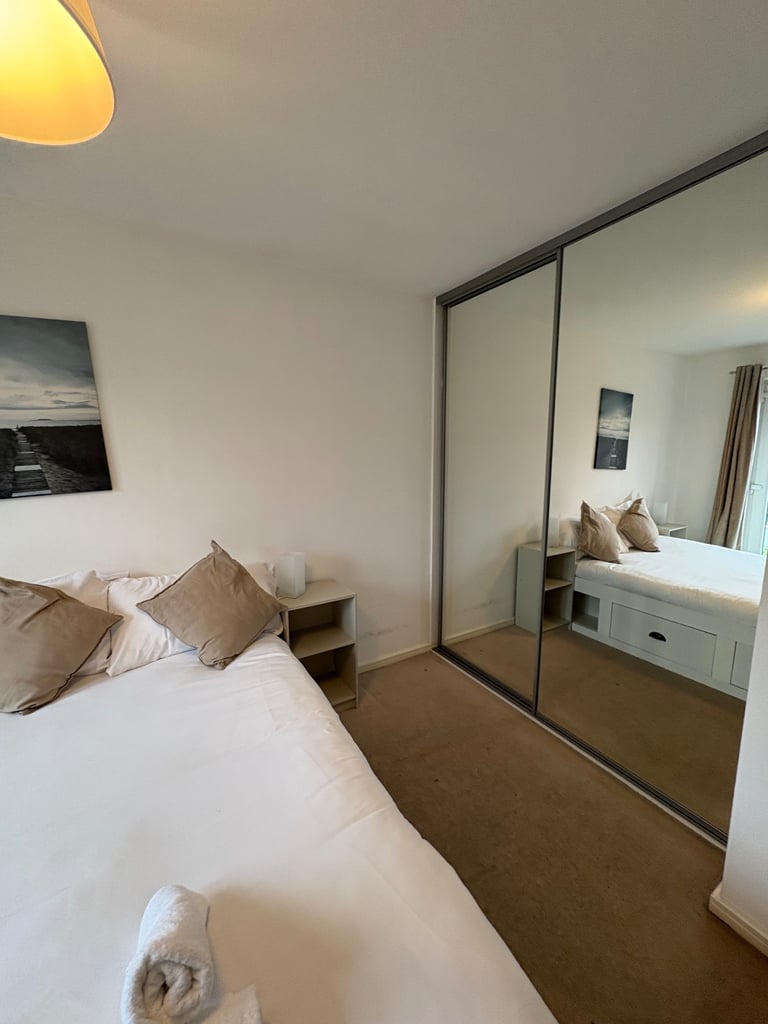 Room 1  To Rent