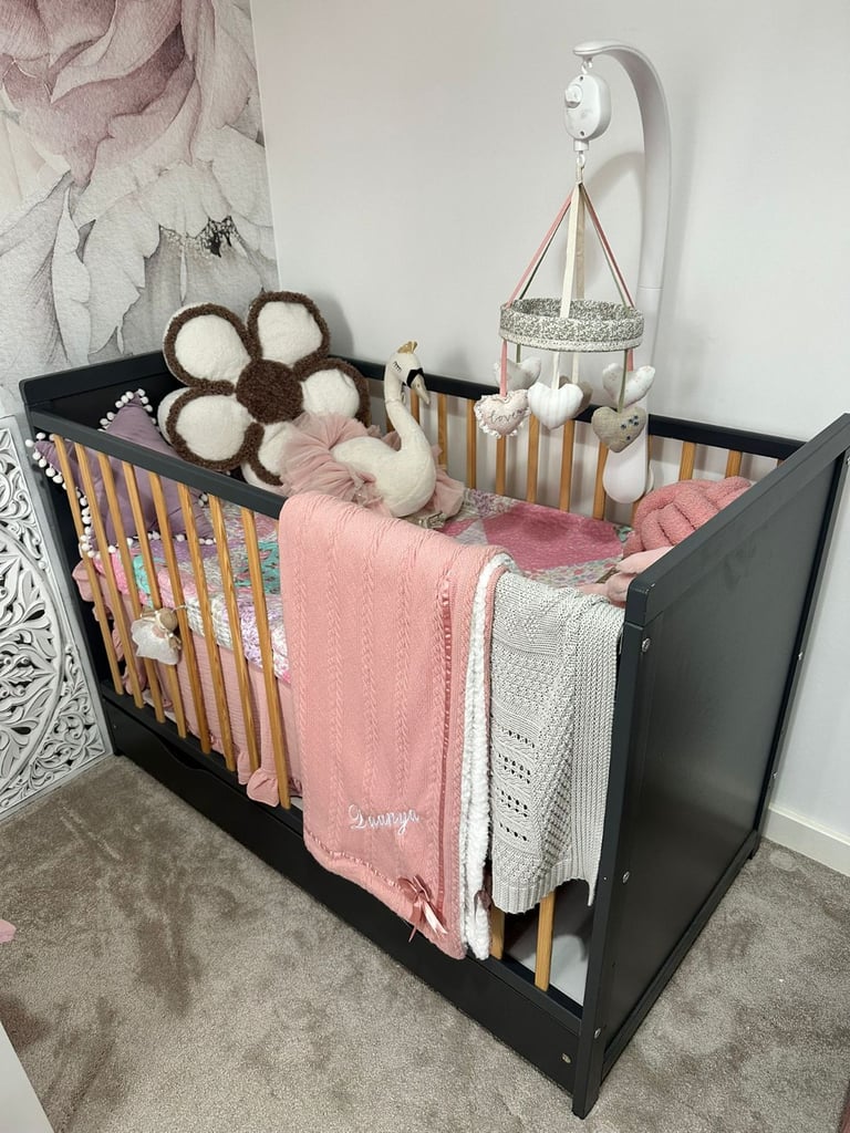 image for 3 stage cot and/or toddler bed with drawer, mattress free M&P mobile - AS NEW!