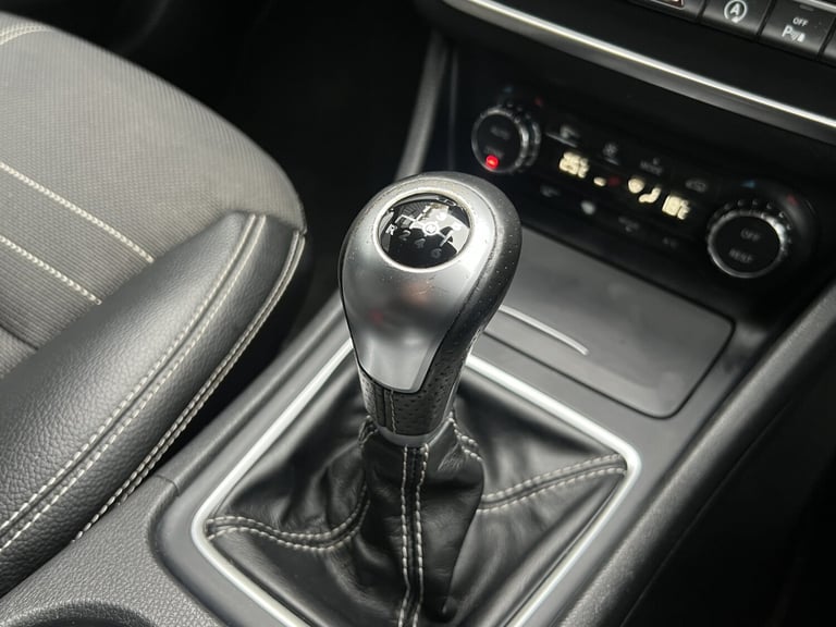 MERCEDES-BENZ CLA 2.1 CLA200 CDI Sport 2015