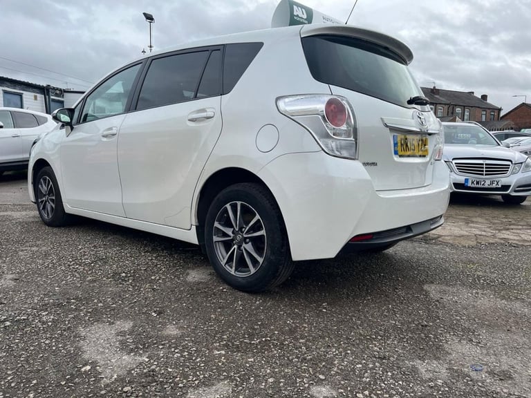 2015 Toyota Verso 1.6 D-4D Icon MPV 5dr Diesel Manual Euro 5 (s/s) (110 bhp) MPV Diesel Manual