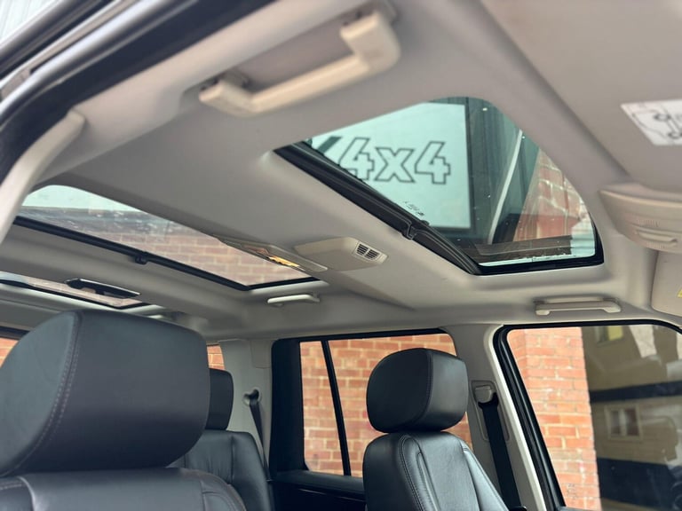 2016 Land Rover Discovery 4 3.0 SD V6 Landmark Auto 4WD Euro 6 (s/s) 5dr ESTATE Diesel Automatic