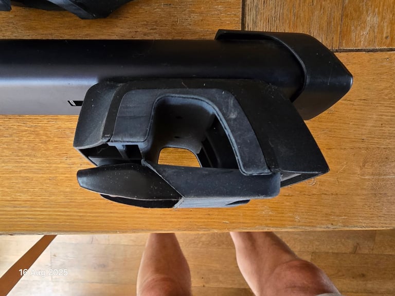 Audi A4 Avant roof bars for raised roof rail mounting