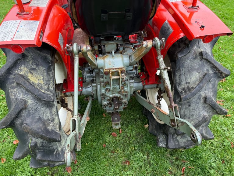 YANMAR YM2210BD 4WD TRACTOR WITH FRONT LOADER/ BUCKET ** WATCH VIDEO *** 22HP ** 1032 Hours