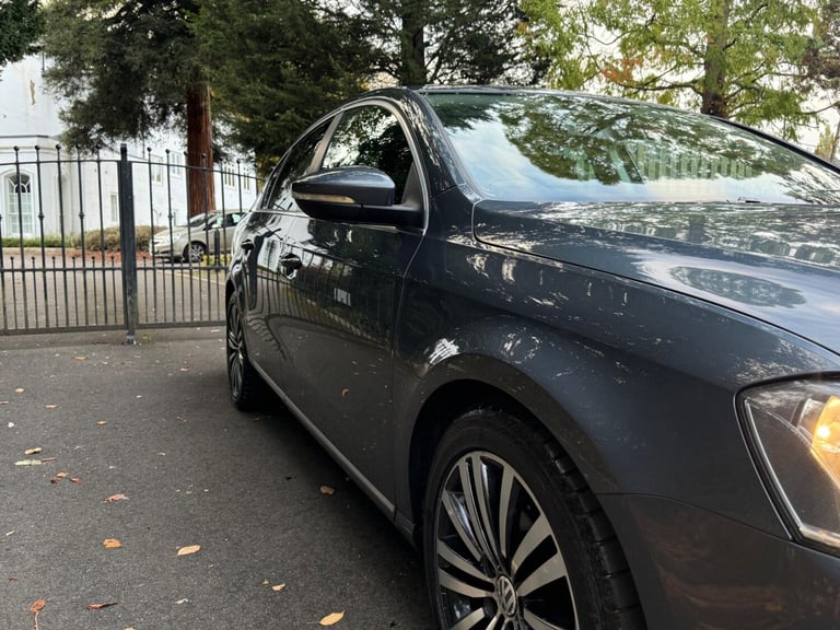 2012 Volkswagen Passat 2.0 TDI Bluemotion Tech Sport 4dr DSG SALOON DIESEL Automatic