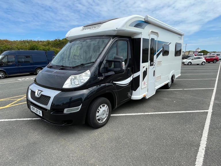 Bailey Autograph 765, 6 Berth, End Lounge, Electric Drop Down Bed