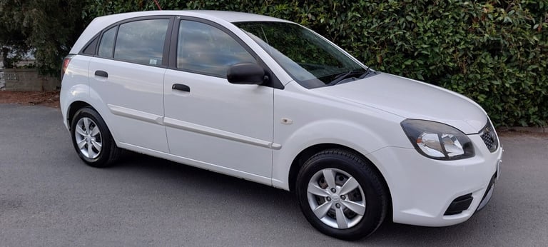 2011 Kia Rio 1.4 1 5door HATCHBACK Petrol Manual