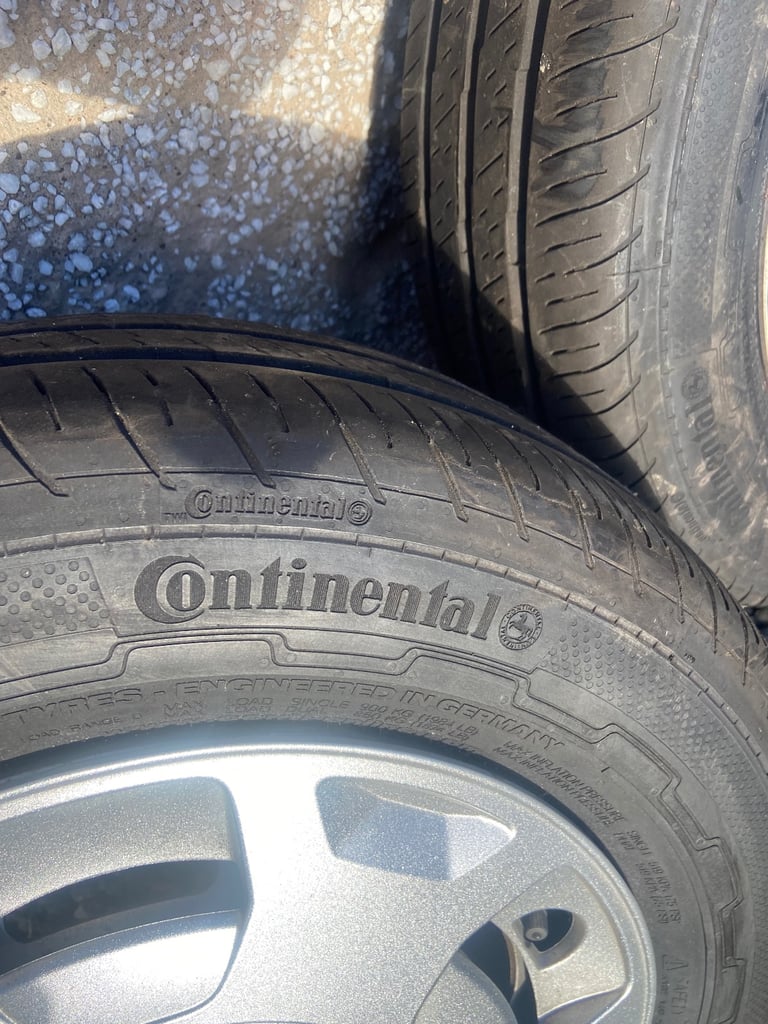 Ford transit wheel and tyres